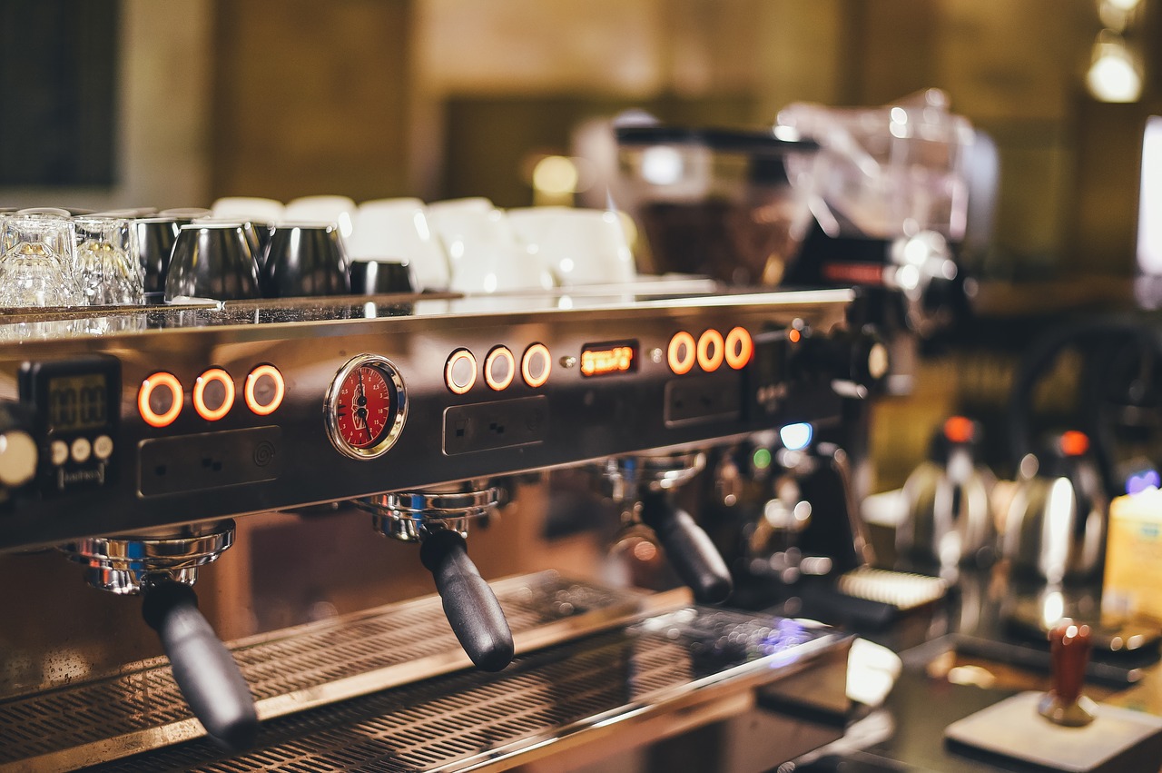 Wprowadzenie do Apache Maven, czyli jak tworzy się projekty w świecie Java